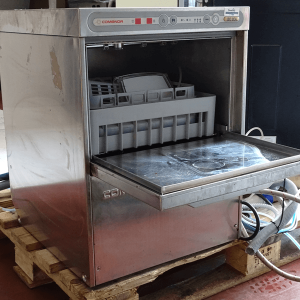 Lavastoviglie lavabicchieri Comenda BC2EA usata