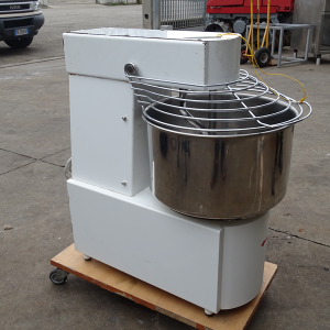 Impastatrice marca Resto Italia usata