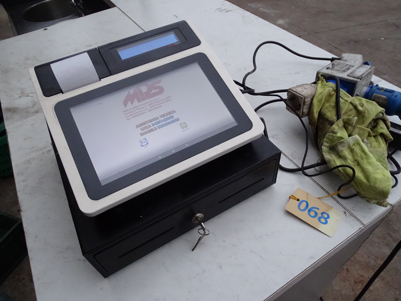 Registratore di cassa con display touch screen usato